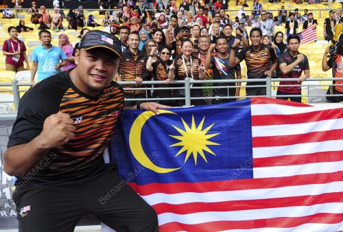 PARA14_21092017_LONTAR_PELURU