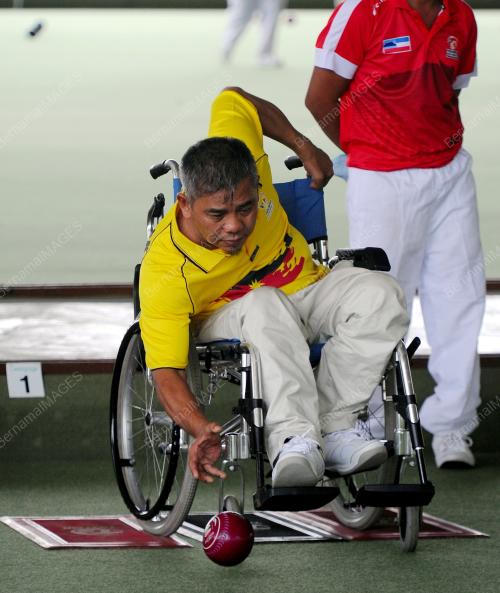 PARA17_08082016_BOLA_PADANG