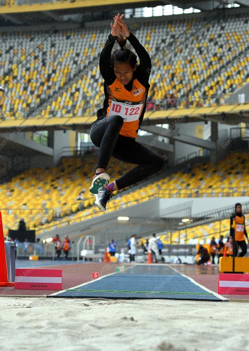 PARA27_18092017_LONGJUMP
