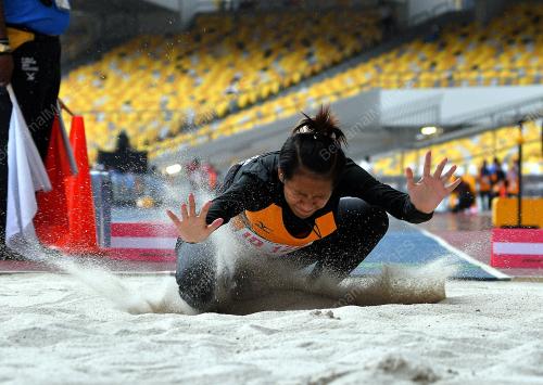 PARA28_18092017_LONGJUMP