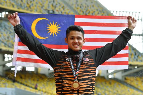 PARA60_22092017_AFIQ_200M