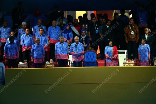 PARA64_17092017_PEMBUKAAN