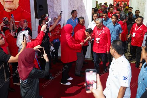 DATUK SERI DR AHMAD ZAHID HAMIDI