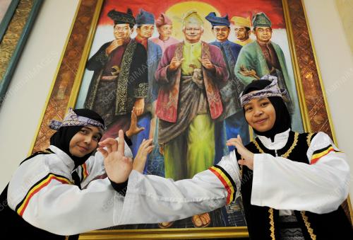 PAU03_06122017_UMNO_BN201711302922
