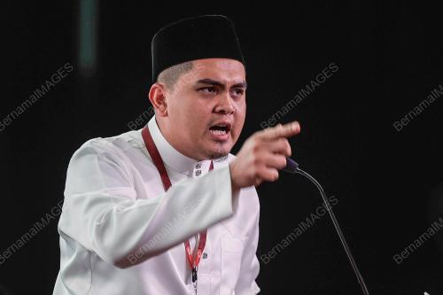 DR MUHAMAD AKMAL SALEH