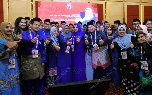 PAU09_09122017_SHAHRIZAT