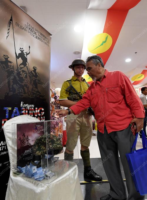 PAU101_06122017_TABUNG_PAHLAWAN