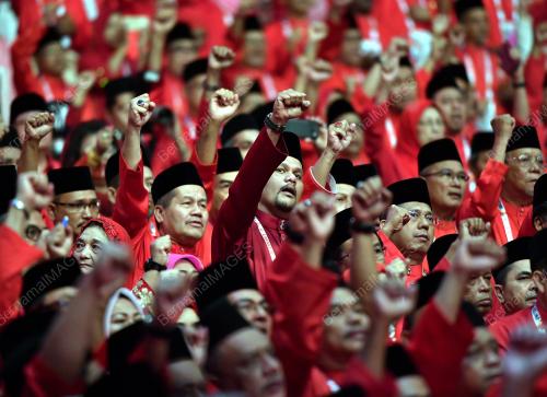 PAU113_07122017_UMNO_BN201711302968