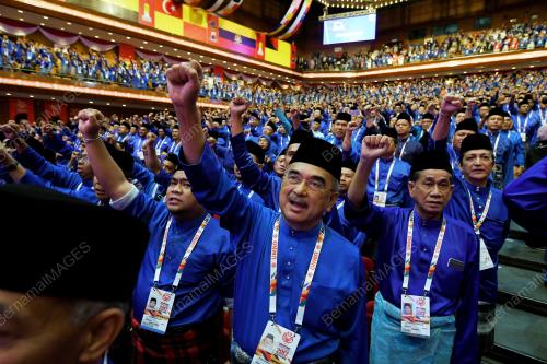 PAU137_09122017_UMNO
