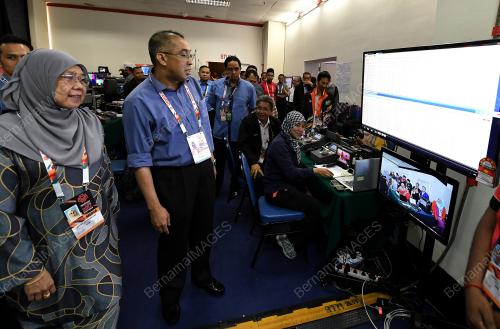 PAU153_06122017_SALLEH