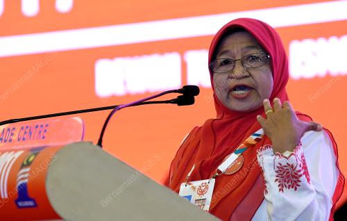 PAU169_06122017_BAHAS_WANITA_UMNO