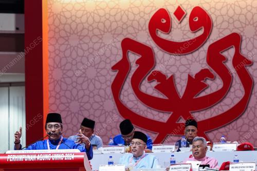 DATUK SERI JOHARI ABDUL
