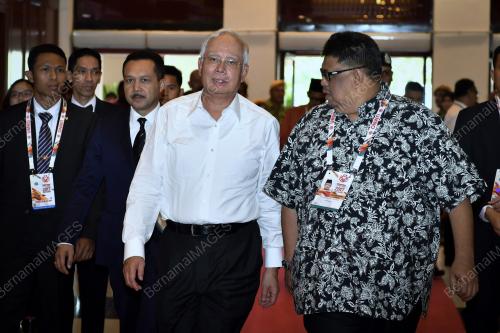 PAU18_06122017_NAJIB_BN201711302960