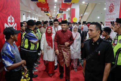DATUK SERI MOHAMAD HASAN