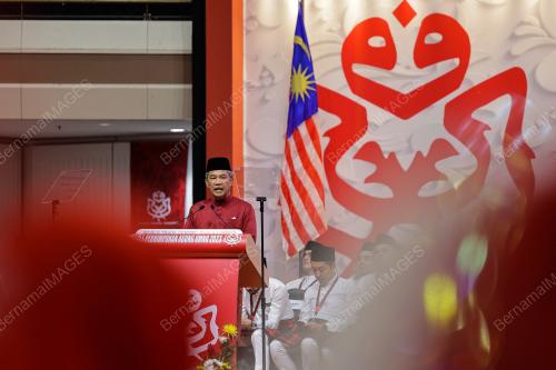 DATUK SERI MOHAMAD HASAN