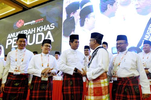 PAU29_06122017_PEMUDA