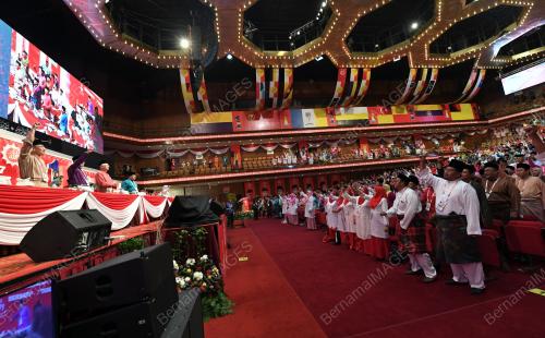 PAU41_08122017_PERSIDANGAN