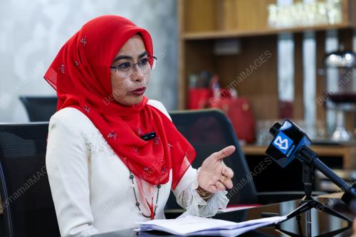 DATUK SERI DR NORAINI AHMAD