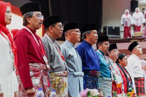 DATUK SERI MOHAMAD HASAN