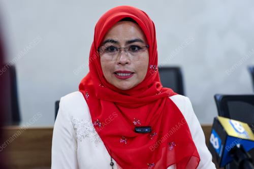 DATUK SERI DR NORAINI AHMAD