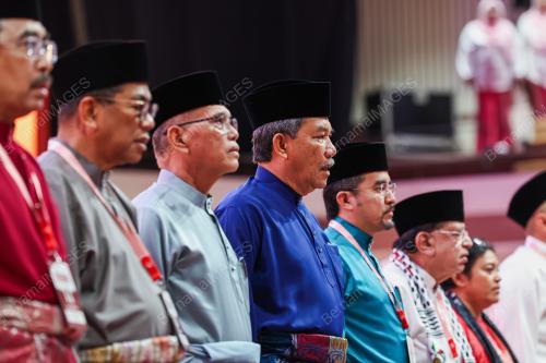 DATUK SERI MOHAMAD HASAN