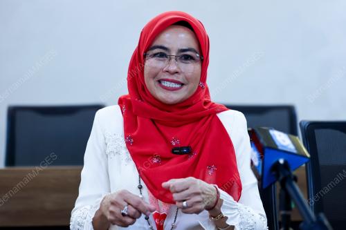 DATUK SERI DR NORAINI AHMAD