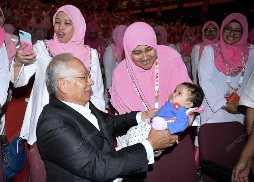 PAU55_06122017_NAJIB_BN201711302960