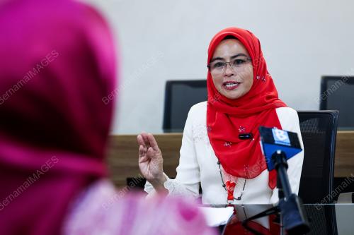 DATUK SERI DR NORAINI AHMAD