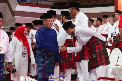DATUK SERI MOHAMAD HASAN