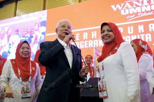 PAU57_06122017_WANITA