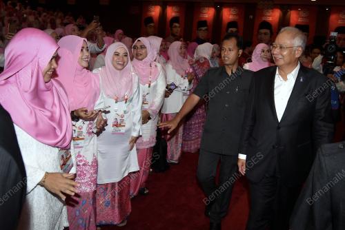 PAU64_06122017_NAJIB_BN201711302960