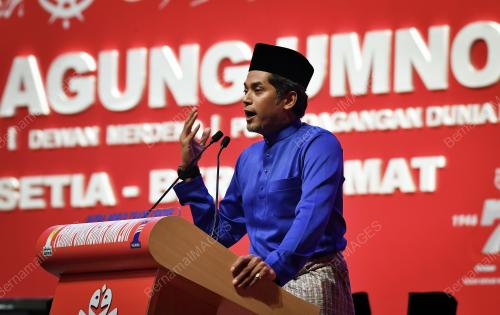 PAU64_09122017_KHAIRY