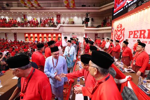 DATUK SERI ANWAR IBRAHIM