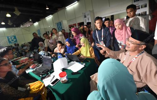 PAU69_08122017_UMNO