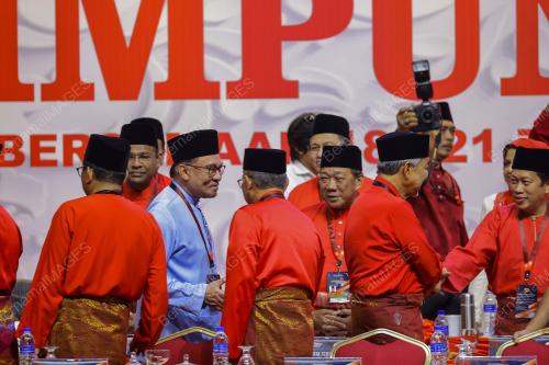 DATUK SERI ANWAR IBRAHIM
