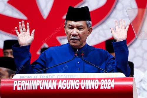 DATUK SERI MOHAMAD HASAN
