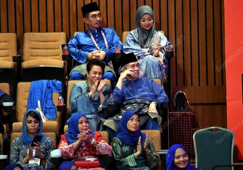 PAU77_09122017_UMNO