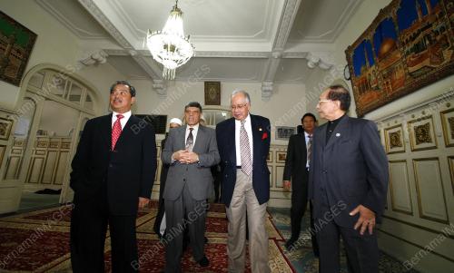 MOHD NAJIB TUN RAZAK