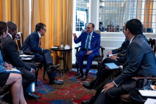 DATUK SERI ANWAR IBRAHIM