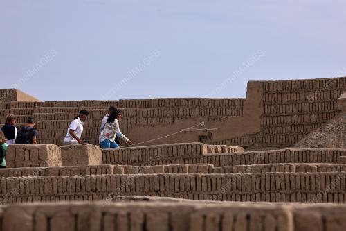 HUACA PUCLLANA