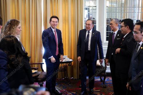DATUK SERI ANWAR IBRAHIM