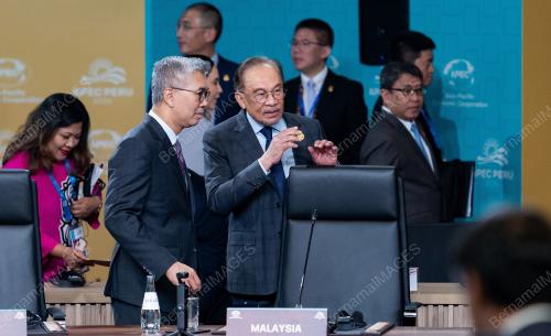 DATUK SERI ANWAR IBRAHIM