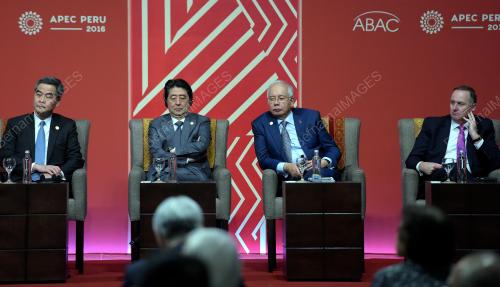 PERU13_20112016_PM_APEC