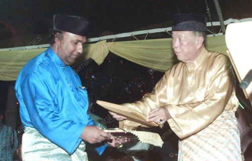 PESTA_AIR_NASIONAL_2000_07012016