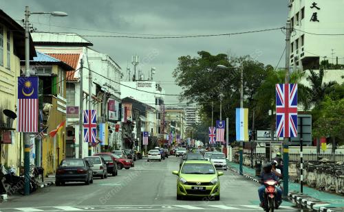 PG00_04112017_BENDERA_KIBAR