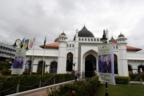 PG00_04112017_SAMBUTAN_MASJID
