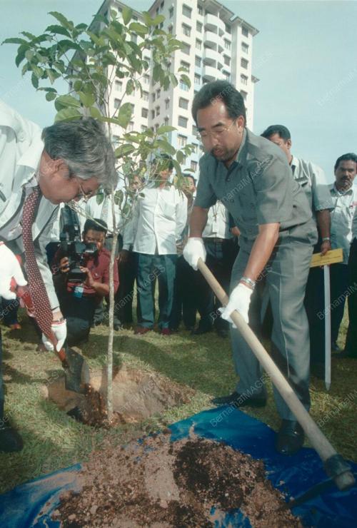 PG01-02_02_01_PANGSAPURI_19012016