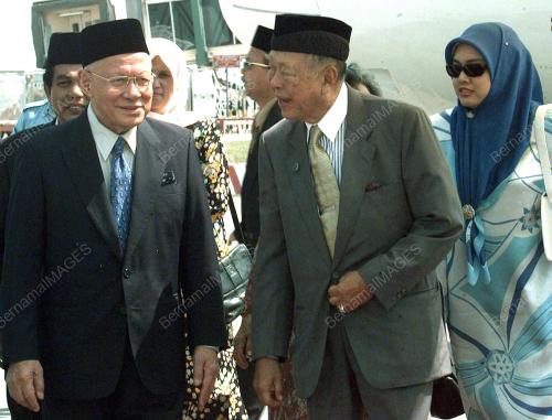 PG01-02_09_2000_AGONG-TIBA_13012016