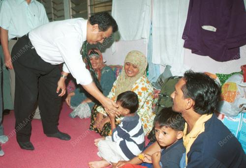 PG01-12_08_2000_MUHYIDDIN_12012016