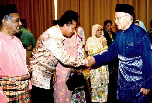 PG01-26_10_2000_TYT-RASMI_14012016